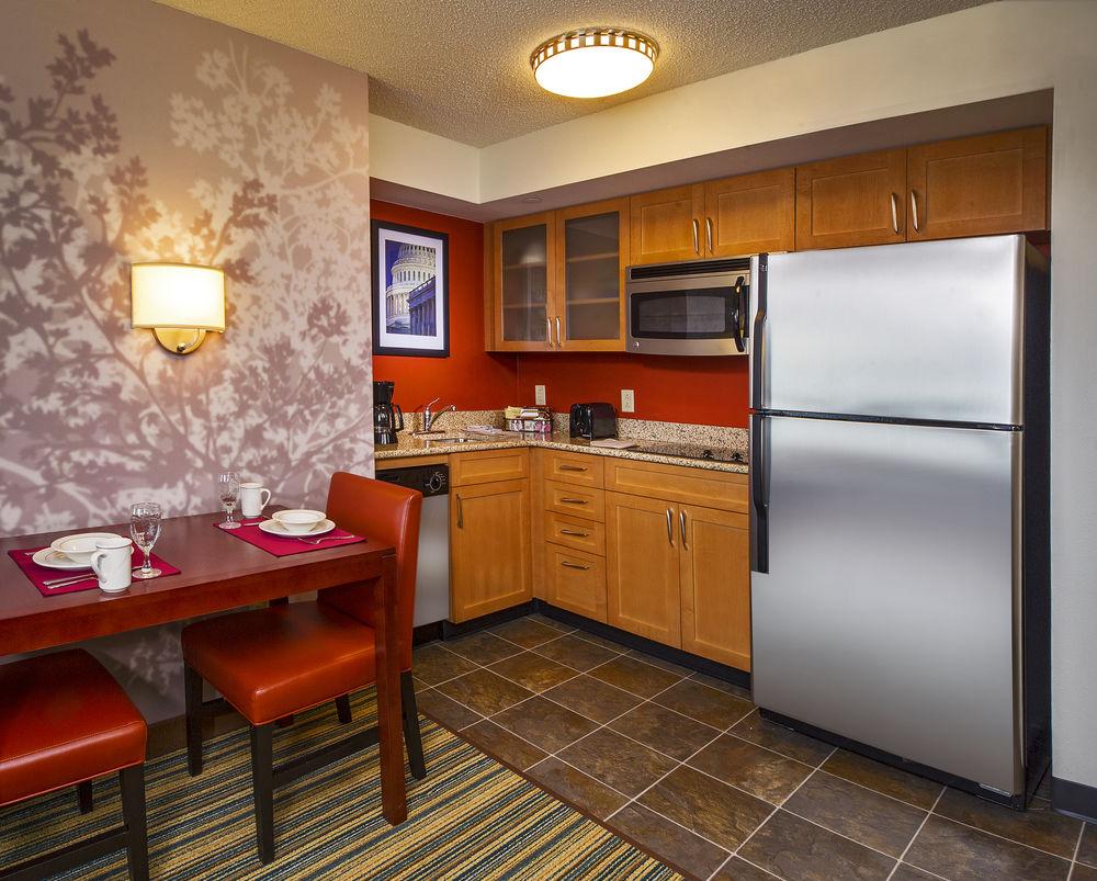 Residence Inn Arlington Pentagon City Exterior foto