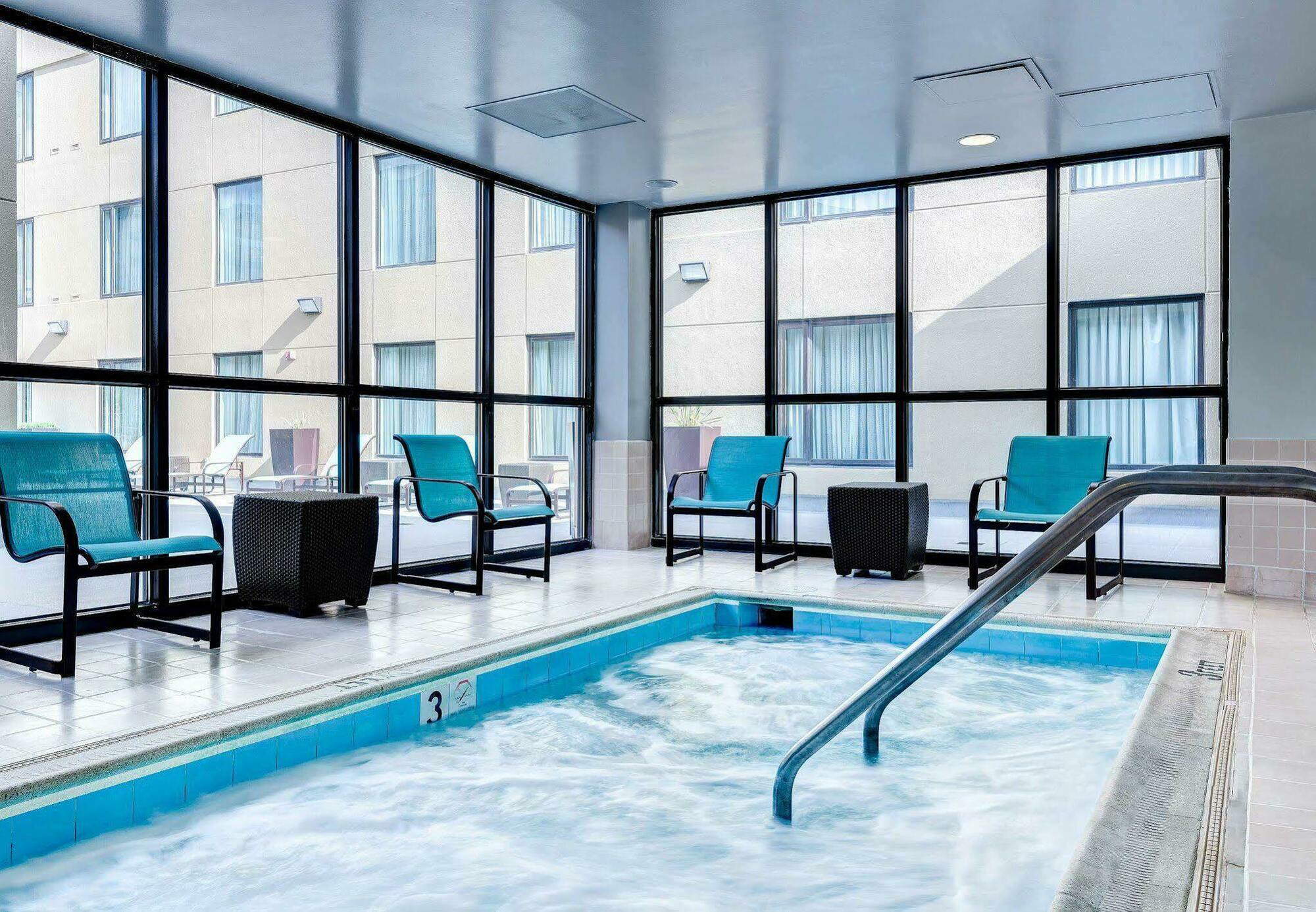 Residence Inn Arlington Pentagon City Exterior foto